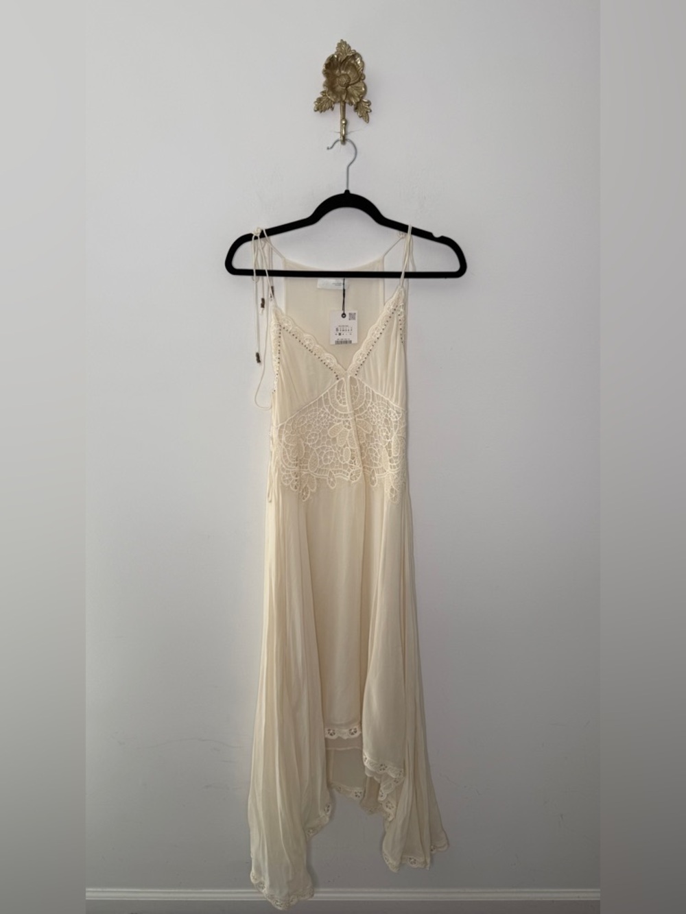 Zara ZW Collection Asymmetric Crochet Dress - Picture 2 of 11